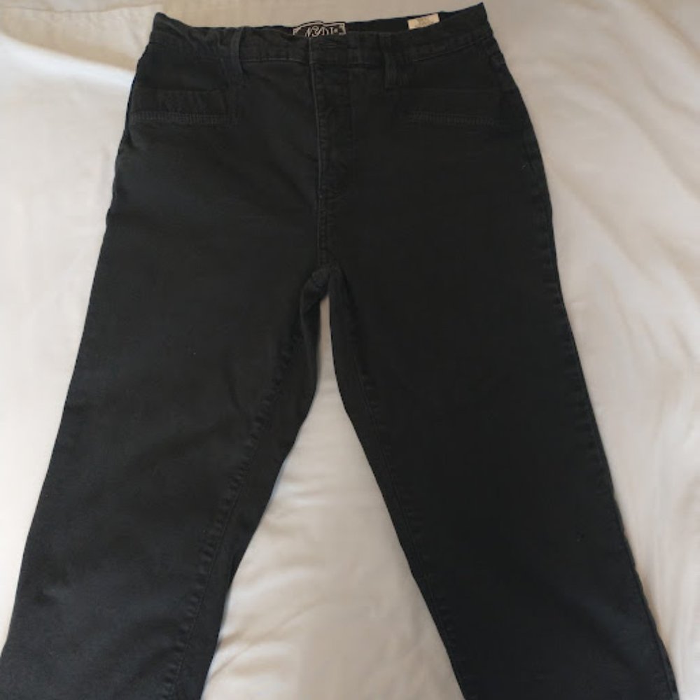 NYDJ Black Jean Capris SZ 6